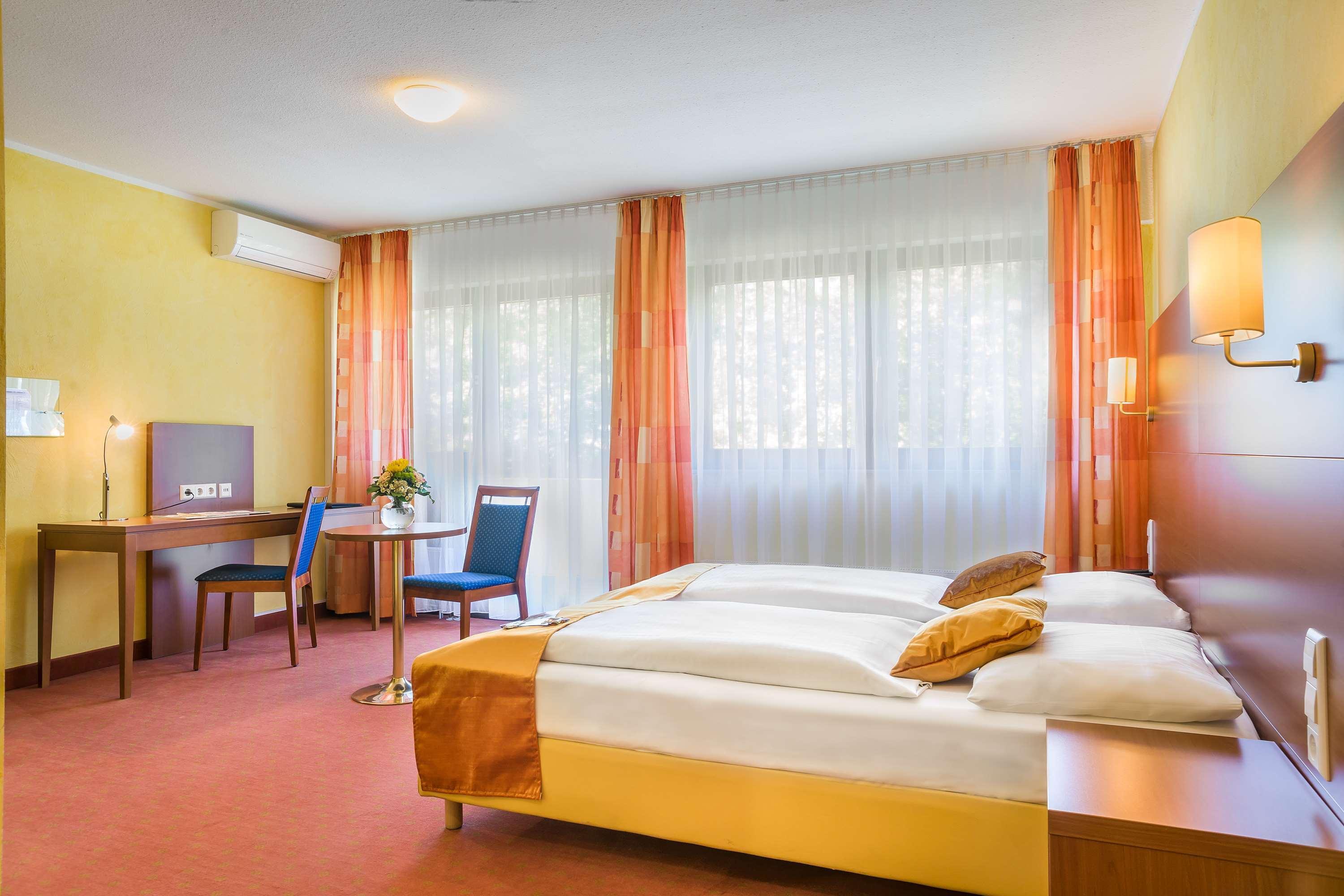 Rega Hotel 3*