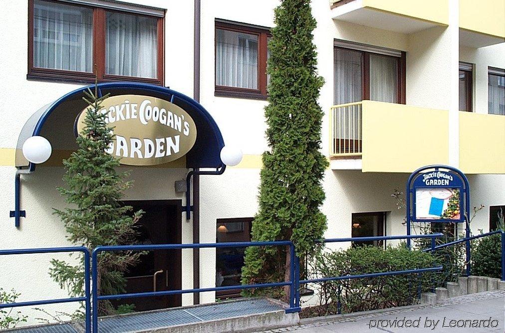 Rega Hotel 3*